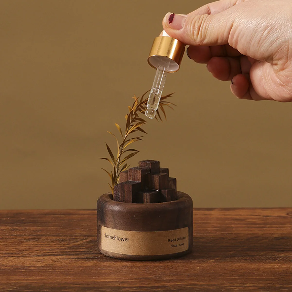 موزع عطر منزلي بدون زيت أساسي  - مراجعة Woodworking Women وسعره